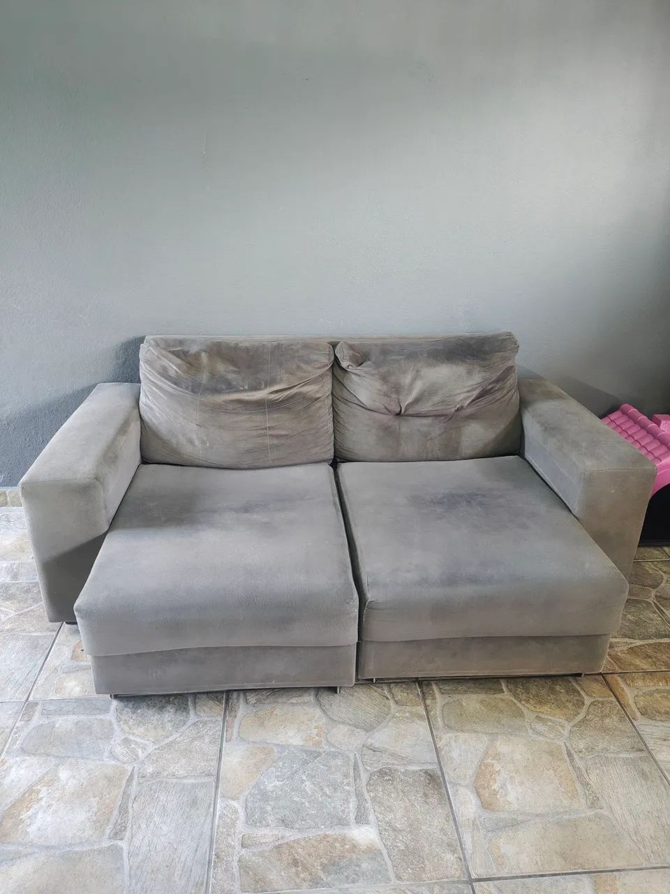 Sofá retrátil 3 lugares cinza 2,00 mts (Precinho)
