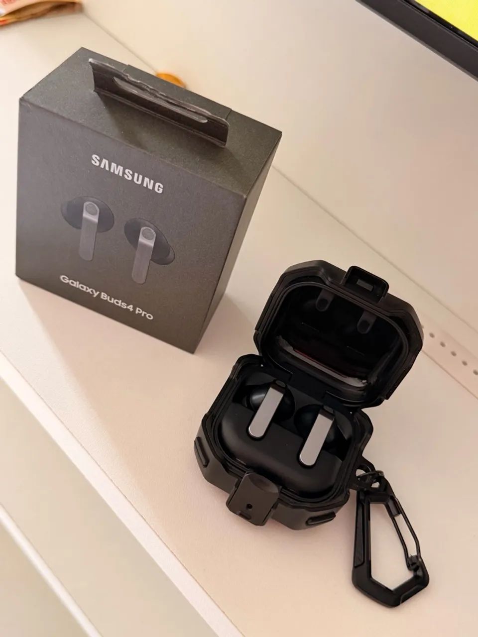 Fone de ouvido Buds 4 Pro