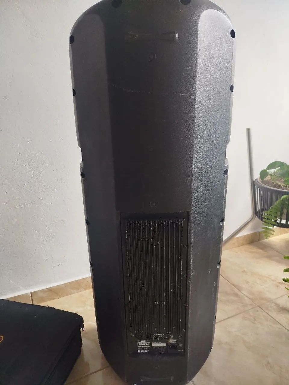 Caixa de som + mesa e microfones - Foto 5