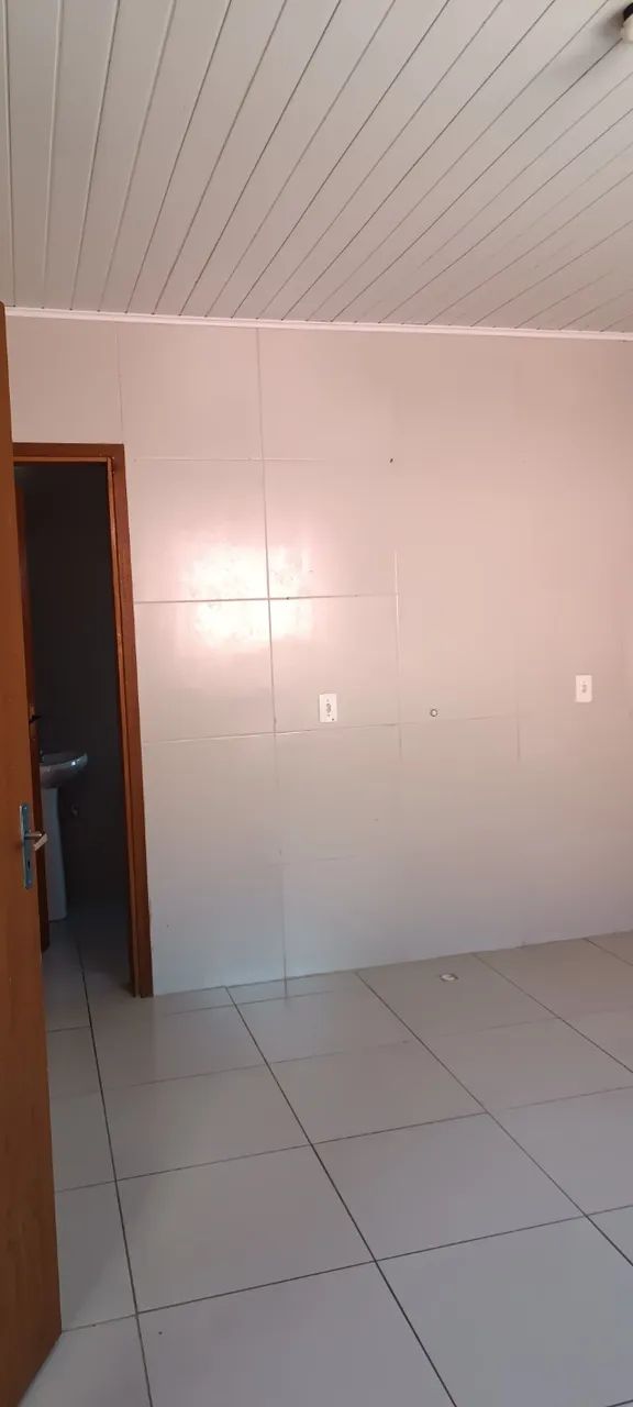 Casa no Monte Cristo: 1 quarto, cozinha, 2 banheiros e garagem - Foto 2