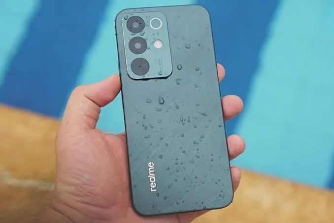 Celular Realme C85 256 GB Lacrado  - Foto 2