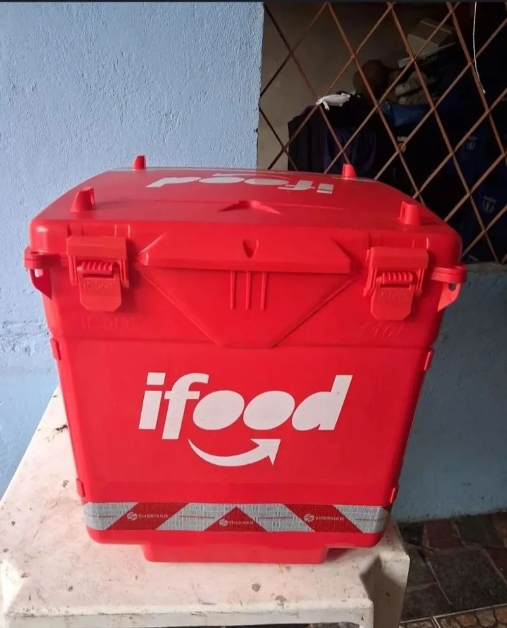 Baú 110L