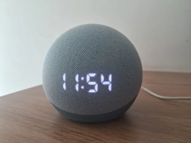 Echo Dot (4ª geração): Smart Speaker com Relógio e Alexa