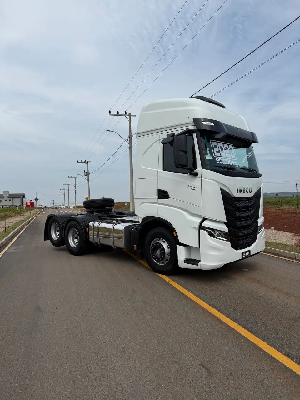 Oportunidade única S WAY 480 6x2 zero com preço de usado 