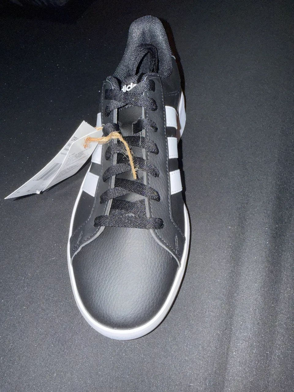 tênis adidas 