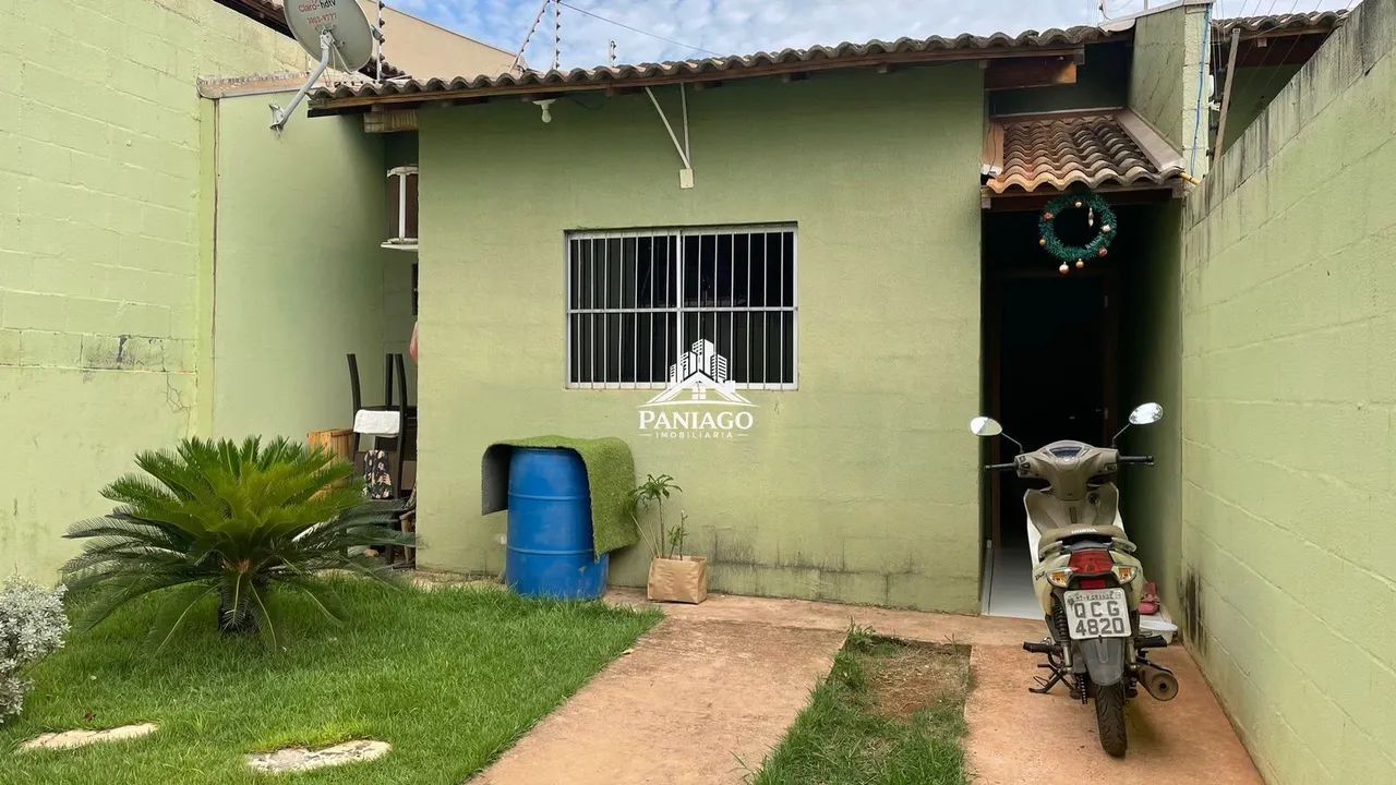 Casa com 2 Quartos e Piscina à Venda | 200 m² - Foto 4