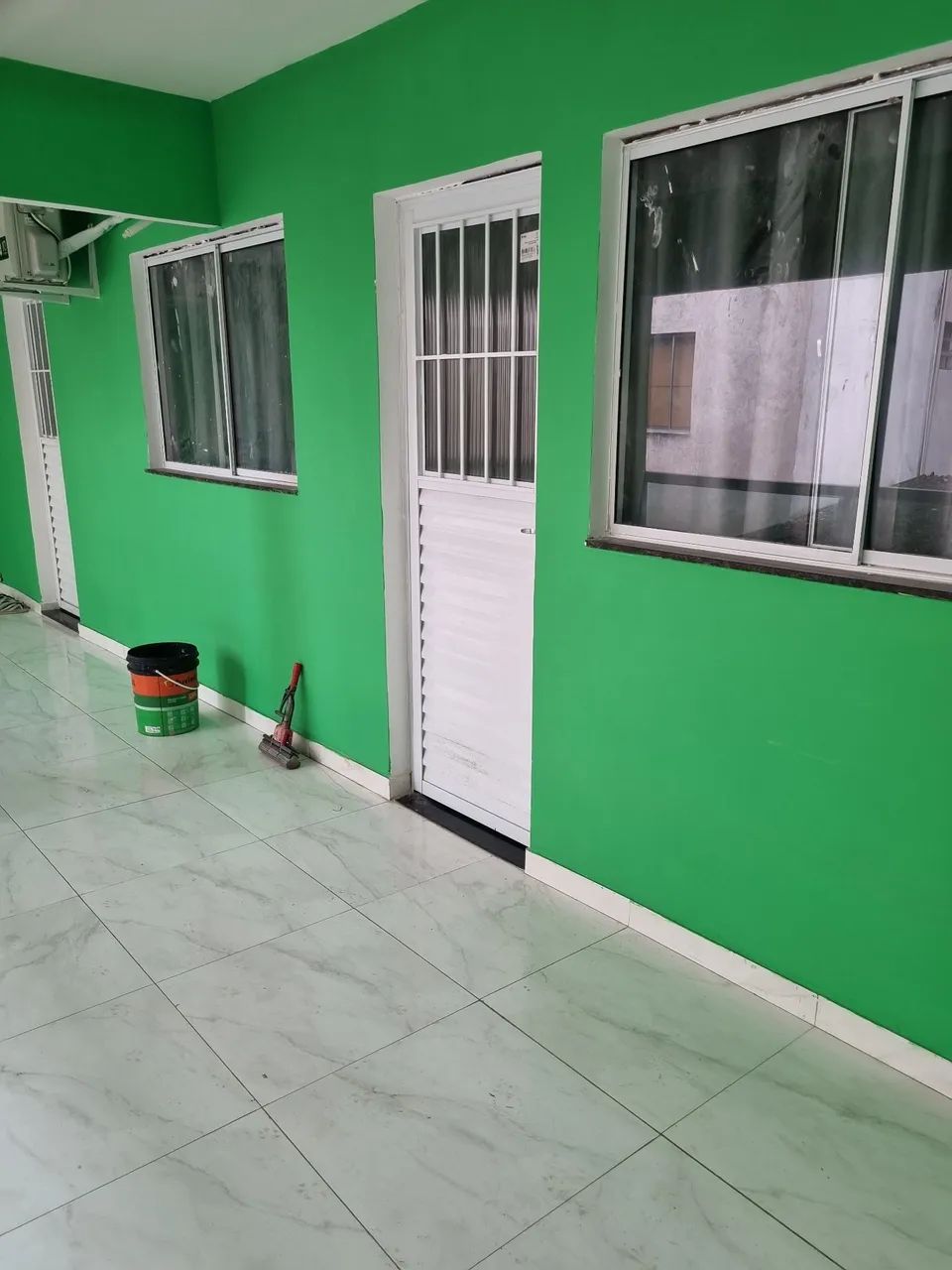 Tomo conta de crianças 