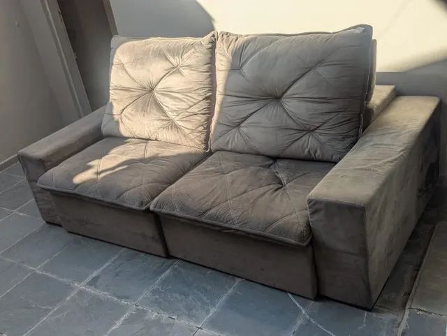 Sofá 2 Lugares 190cm Retrátil e Reclinável Veludo Cinza Usado - Foto 2