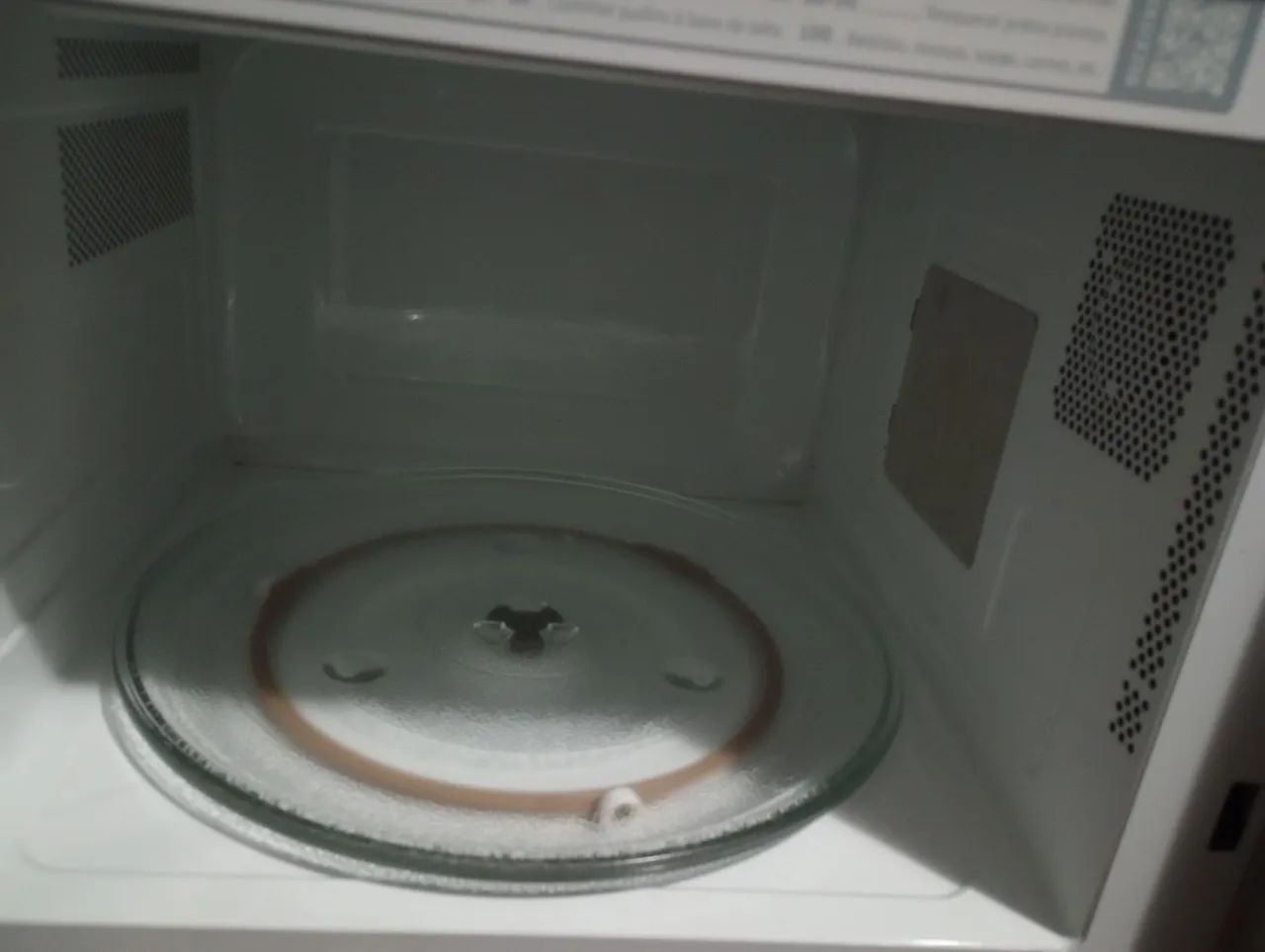 Microondas Eletrolux 31 litros  - Foto 4