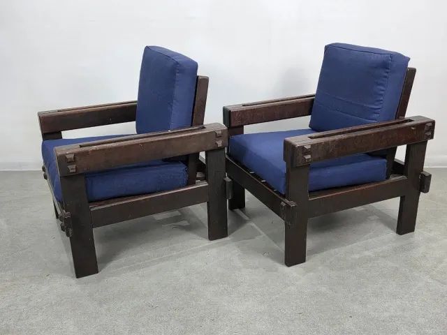 Par de Poltronas Década de 70 em madeira Imbuia maciça - Foto 2