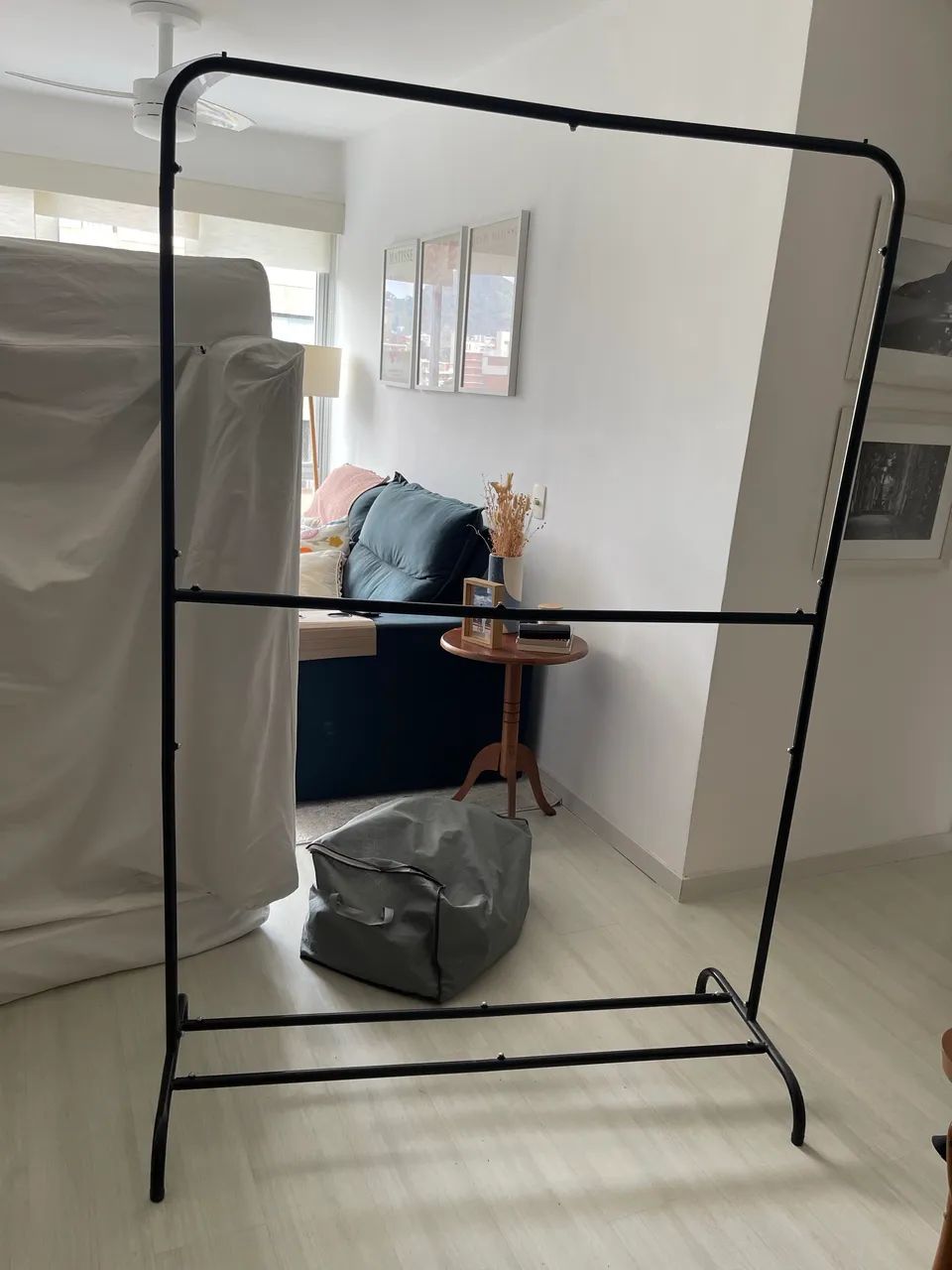 Arara de roupas - Foto 2