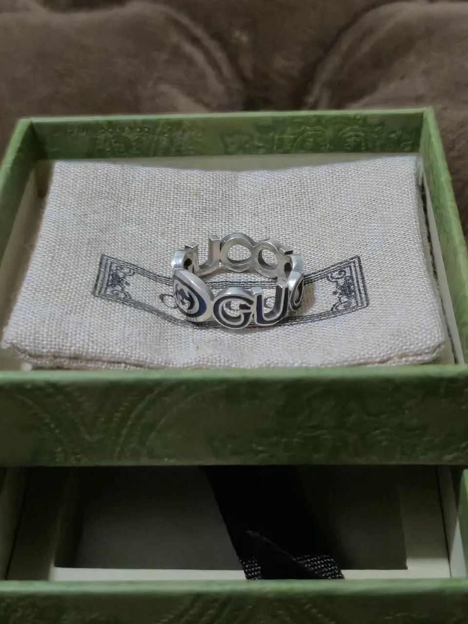 Anel Gucci