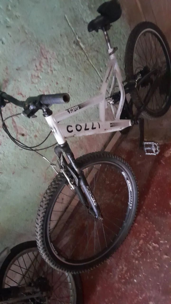 Bicicleta  - Foto 2