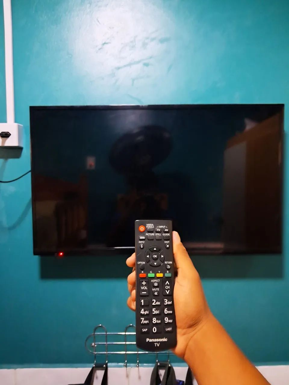 TV Panasonic com controle remoto