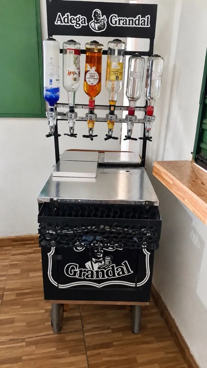 Carrinho para adega 