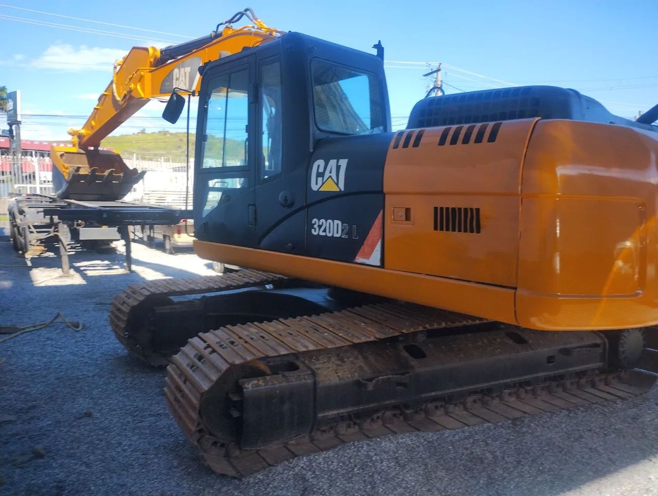 Caterpillar 320DL 2.014 - Foto 4