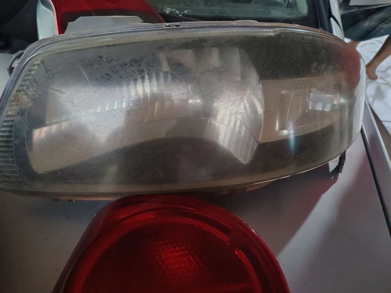 Vende-se farol dianteiro e traseiro  - Foto 2