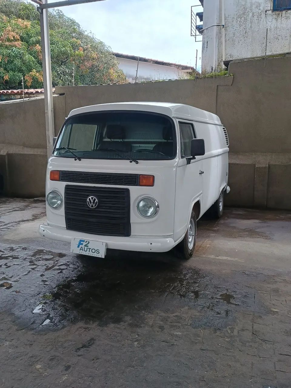 Volkswagen Kombi Kombi Furgão 1.4 Mi Total Flex 8V 2014