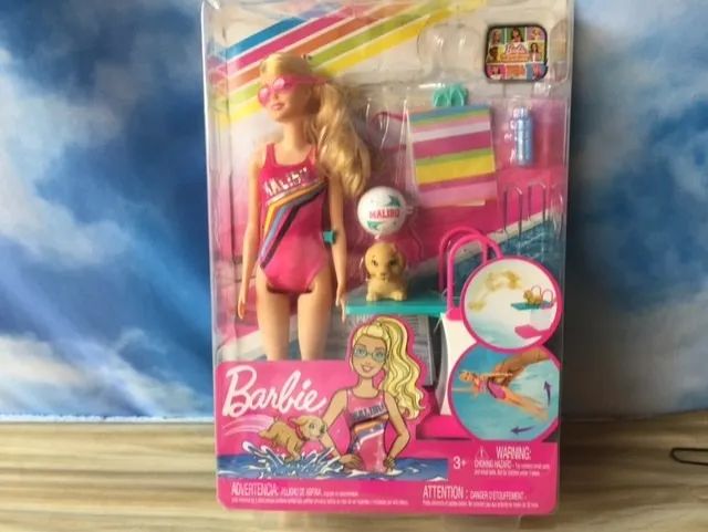 Barbie nadadora