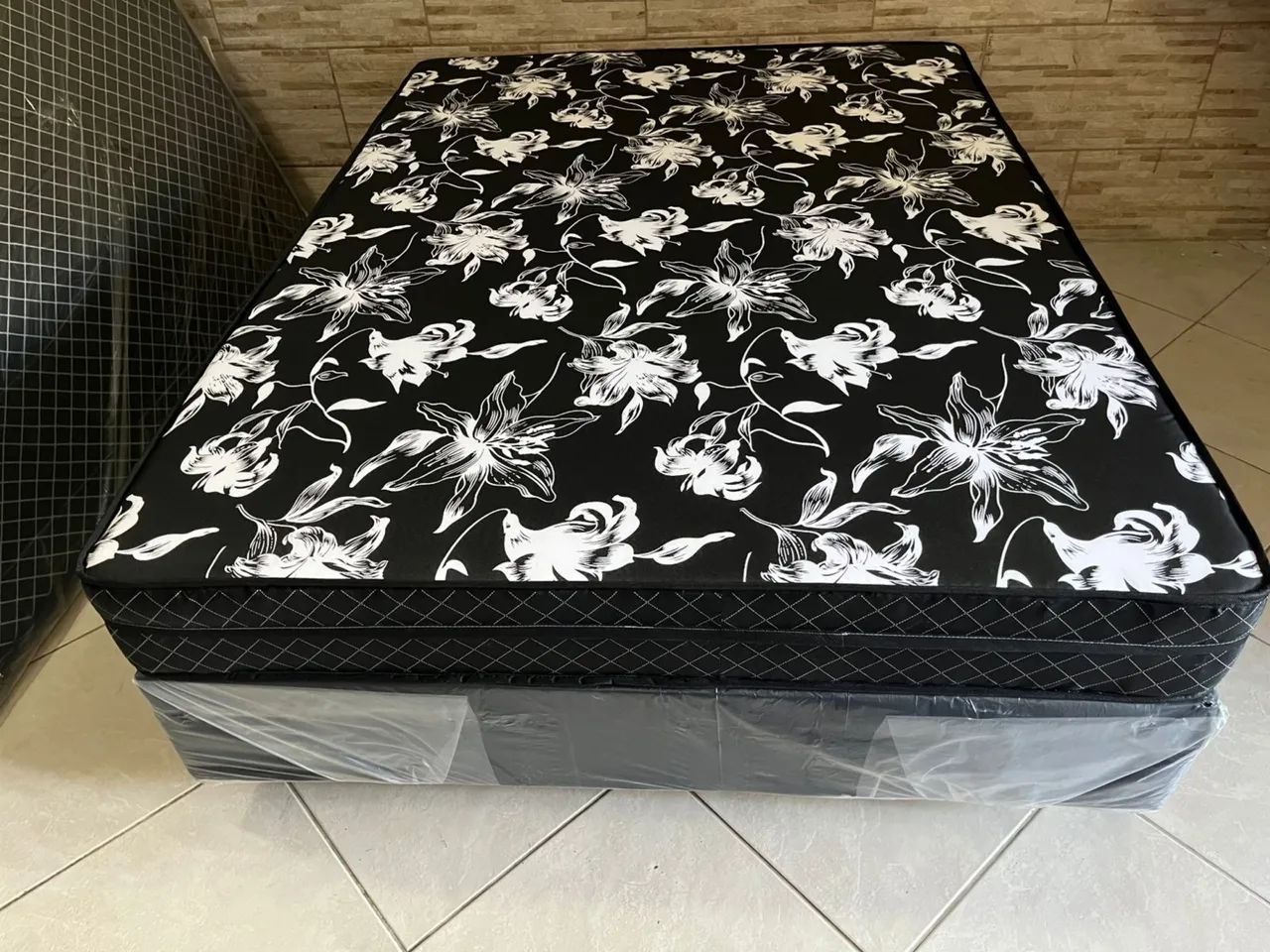 Cama box casal de espuma 1.88x1.38 NOVA! - Foto 4