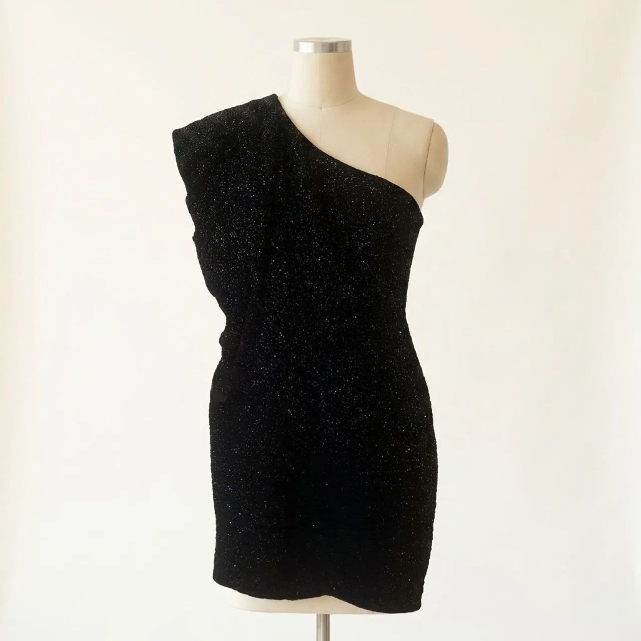 Vestido Preto Brilhante