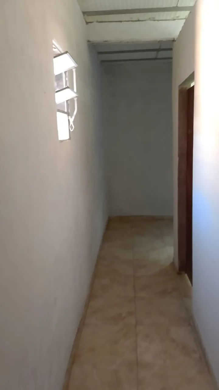 Casa para alugar, cômodo superior e ponto comercial. - Foto 3