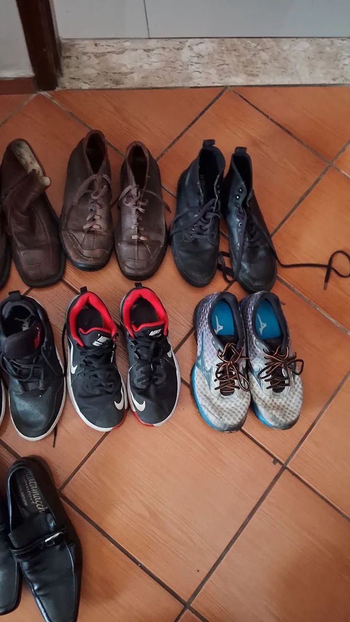  Sapatos variados. - Foto 2
