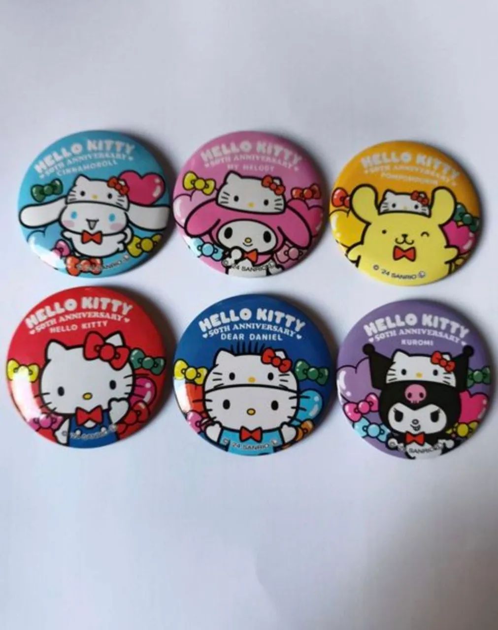 Bottons Hello Kitty 50 anos