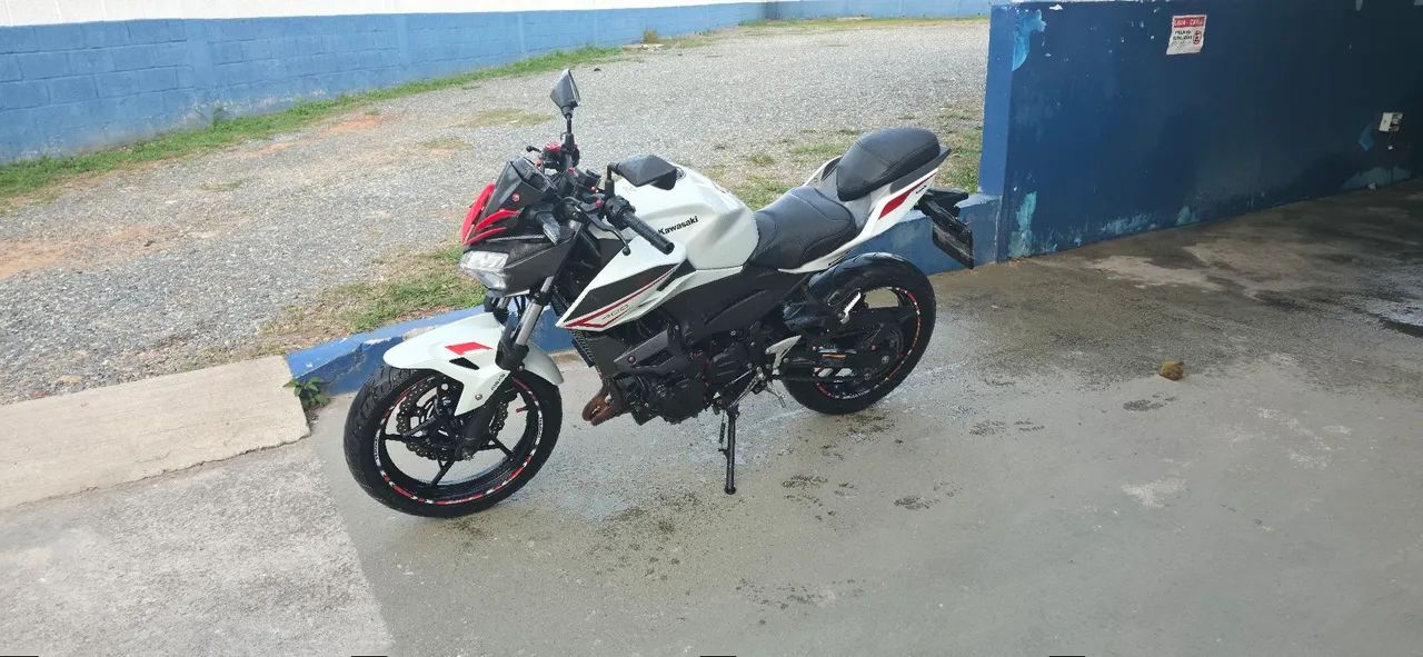 KaWasaki Z400 - Foto 3