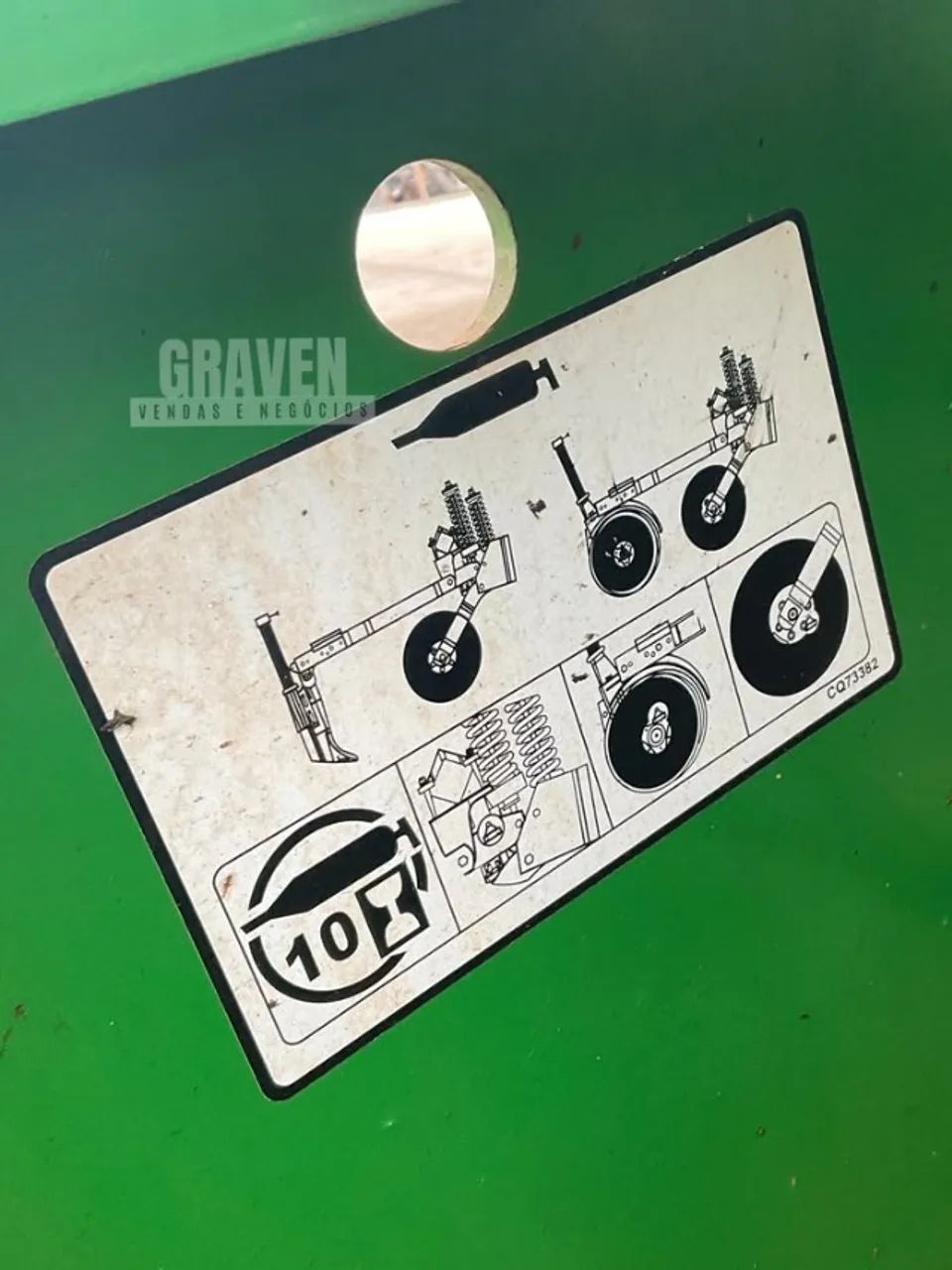 Plantadeira John Deere 1111 - 11 linhas - Foto 6