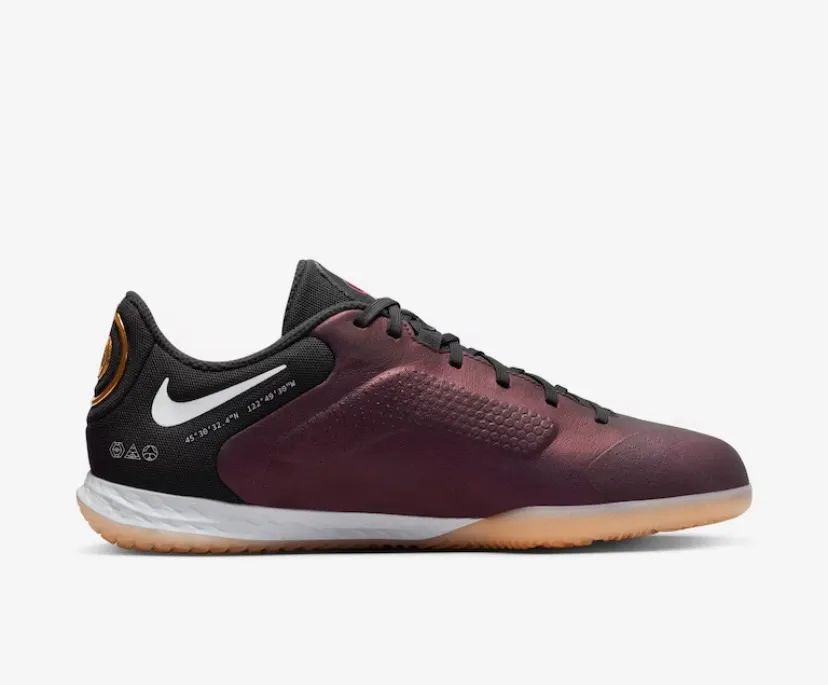 Chuteira Nike React Legend 9 Pro Futsal - Calçados Esportivos