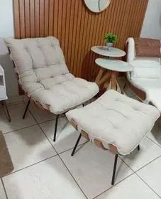 Poltrona Costela com Puff em Linho - (Promoção)! - Foto 2