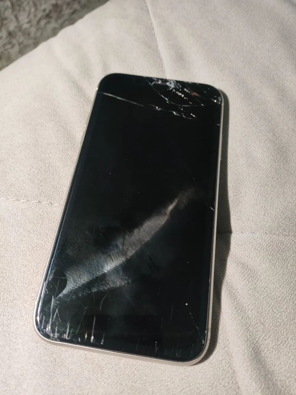 iPhone 11 64gb - face id ok/placa perfeita/bateria 80% - Foto 3