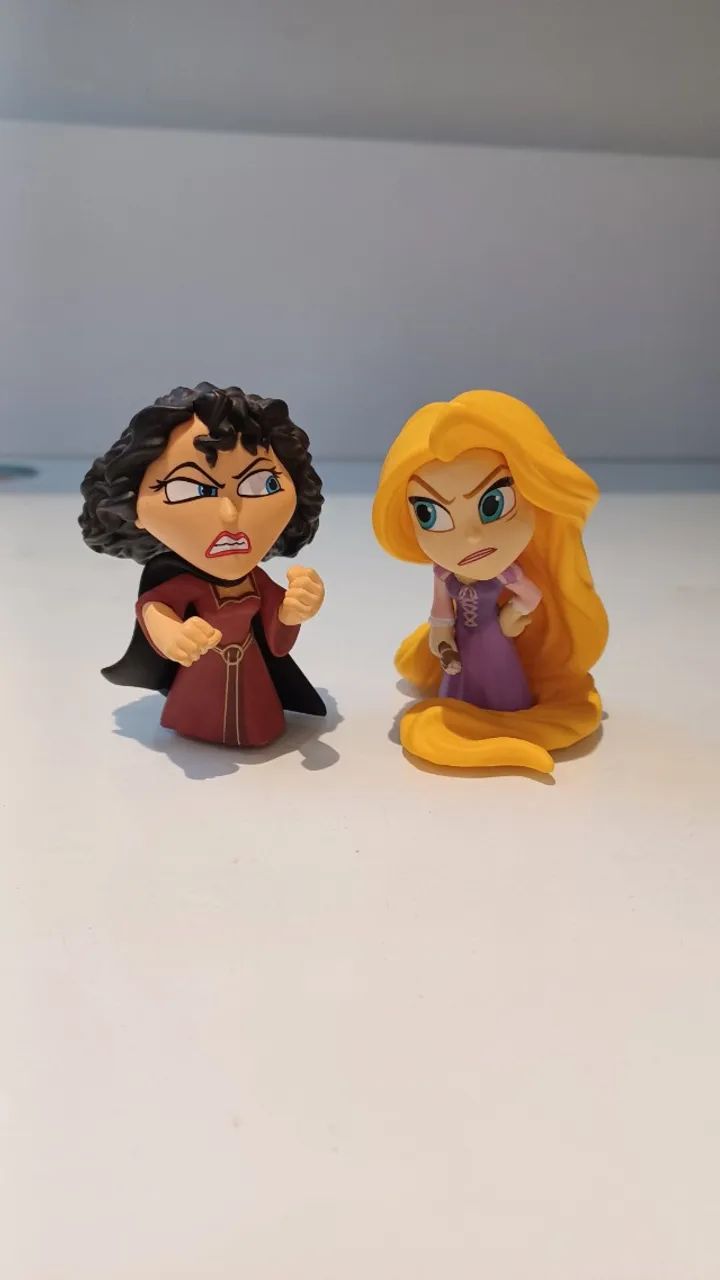 funko disney rapunzel e gothel