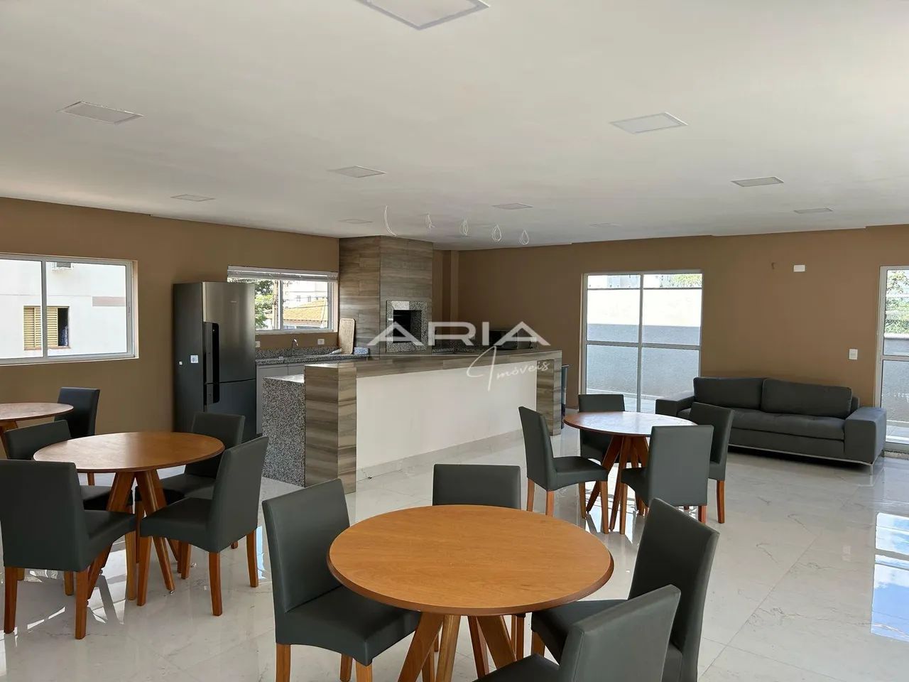Duplex com 3 quartos, 1 suíte e 2 vagas, Pinheiros, LONDRINA - PR - Foto 4
