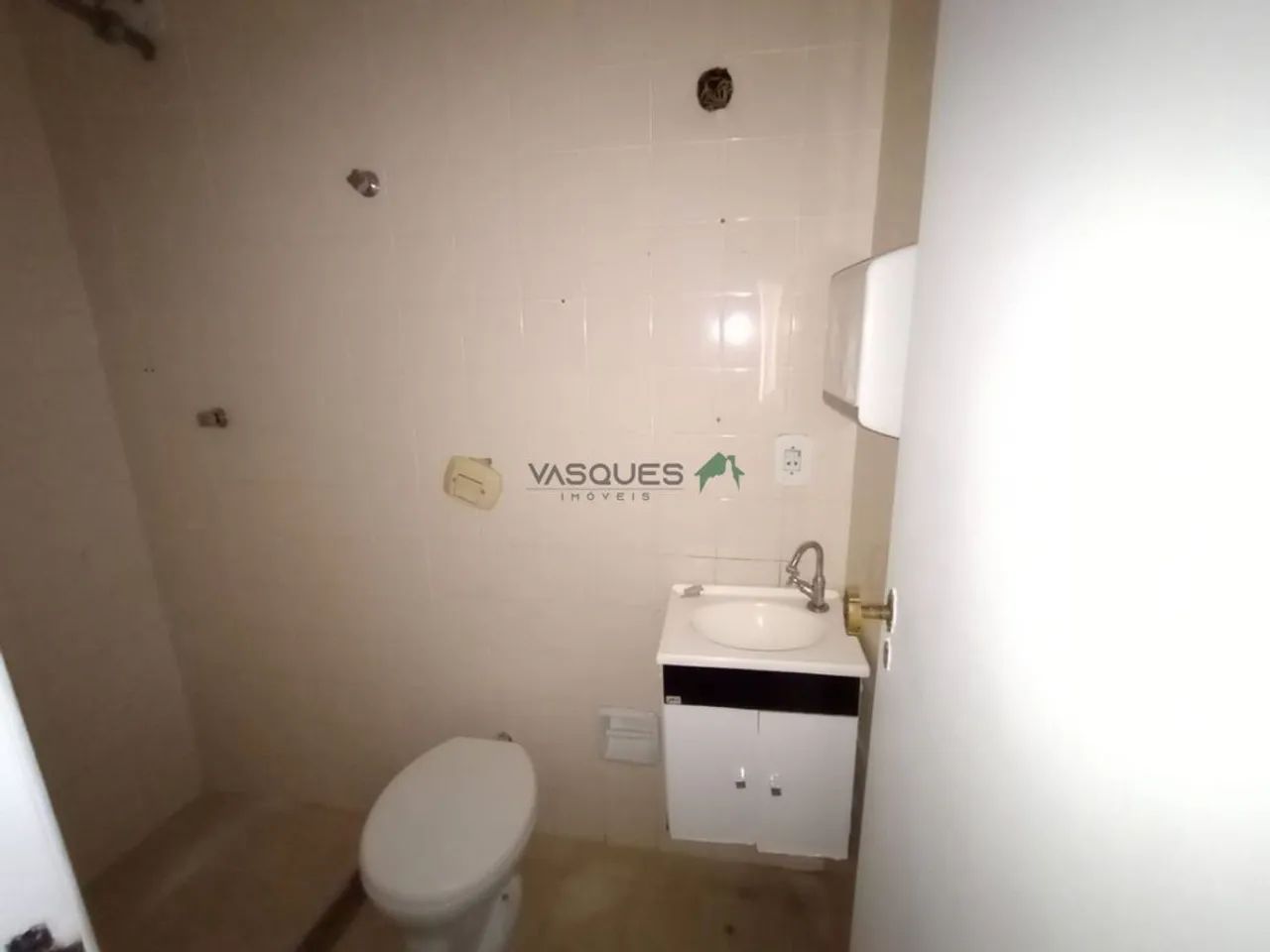 Sala para alugar, 35 m² na Várzea - Teresópolis/RJ - Foto 4