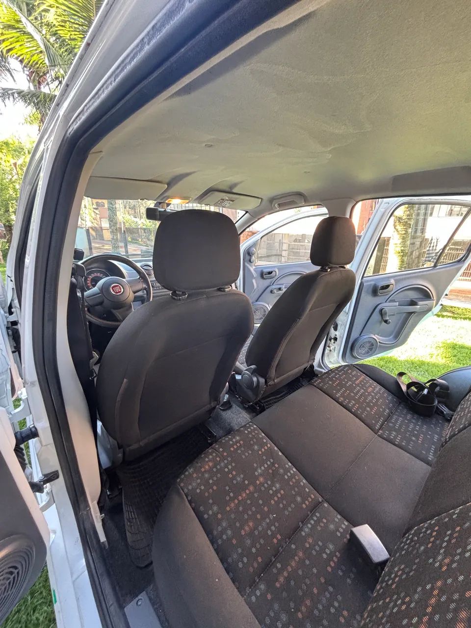 Fiat Uno Vivace/rua 1.0 EVO Fire Flex 8V 5P 2014 - Foto 2