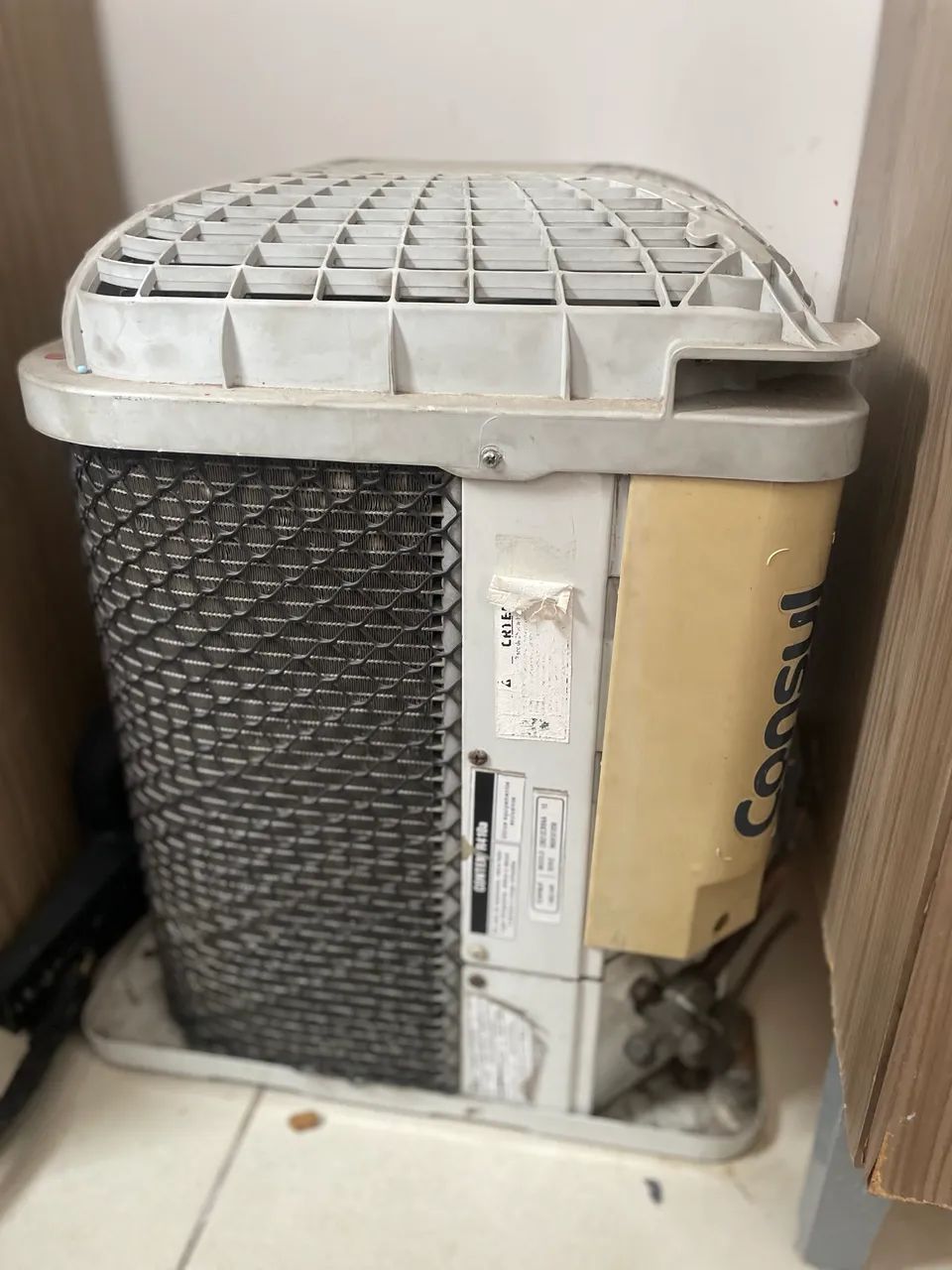 Ar condicionado cônsul 9000 BTUs com vazamento  - Foto 4