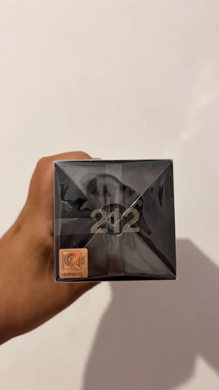 212 vip black 100ml - Foto 3