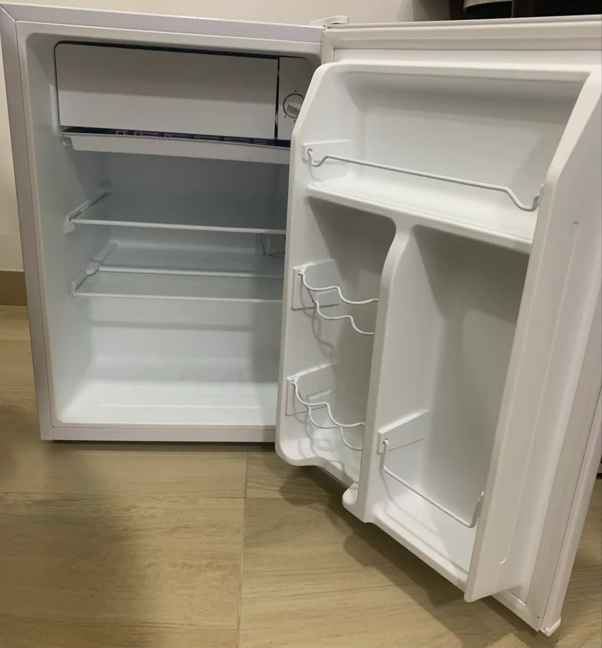 Frigobar Elgin 70L  - Foto 2
