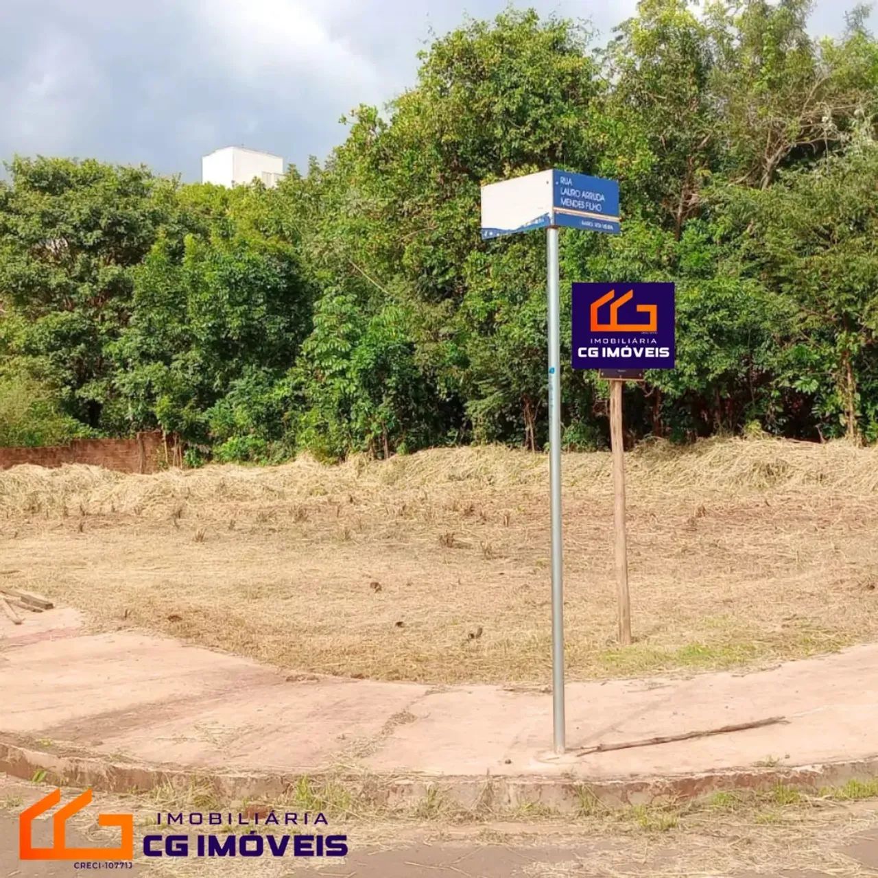 Terreno de esquina com 476m² no Jardim Auxiliadora em Campo Grande - MS - Foto 7