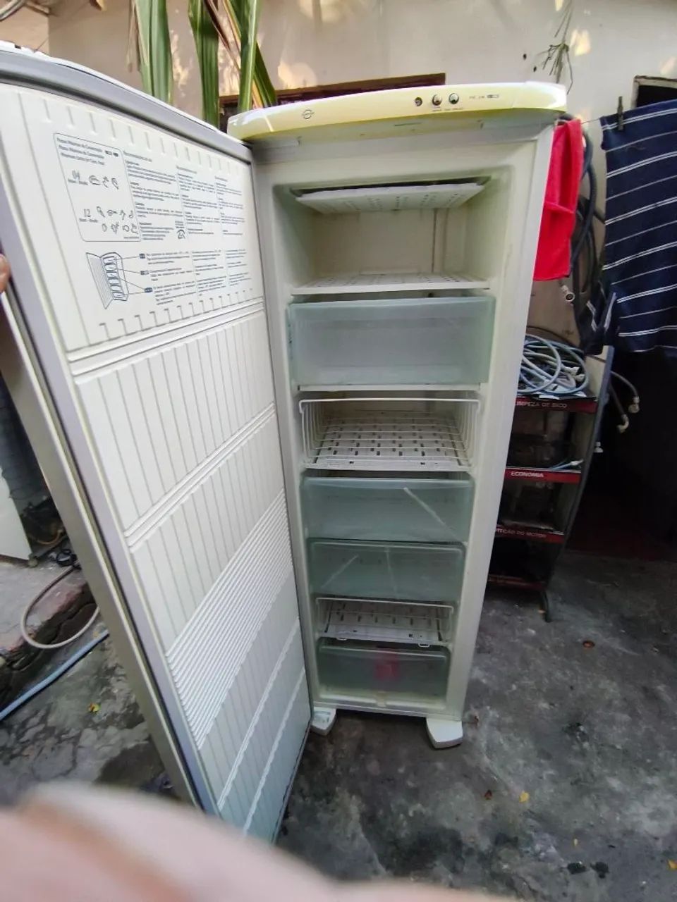 Freezer vertical 207 litros e 7 gavetas.  - Foto 4
