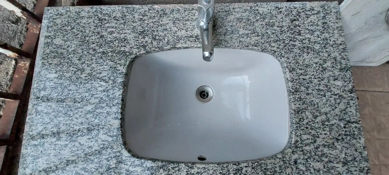 Pias granito65578331846019122