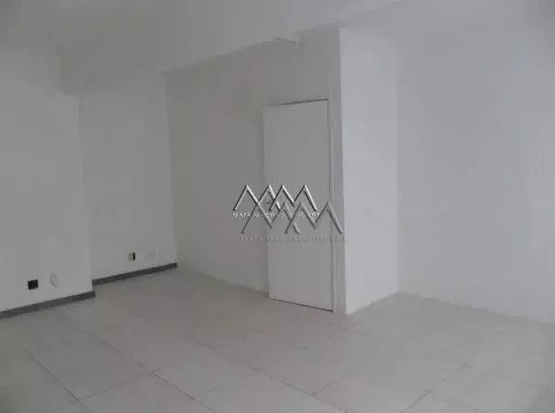 Sala à venda no Lourdes com 70m²