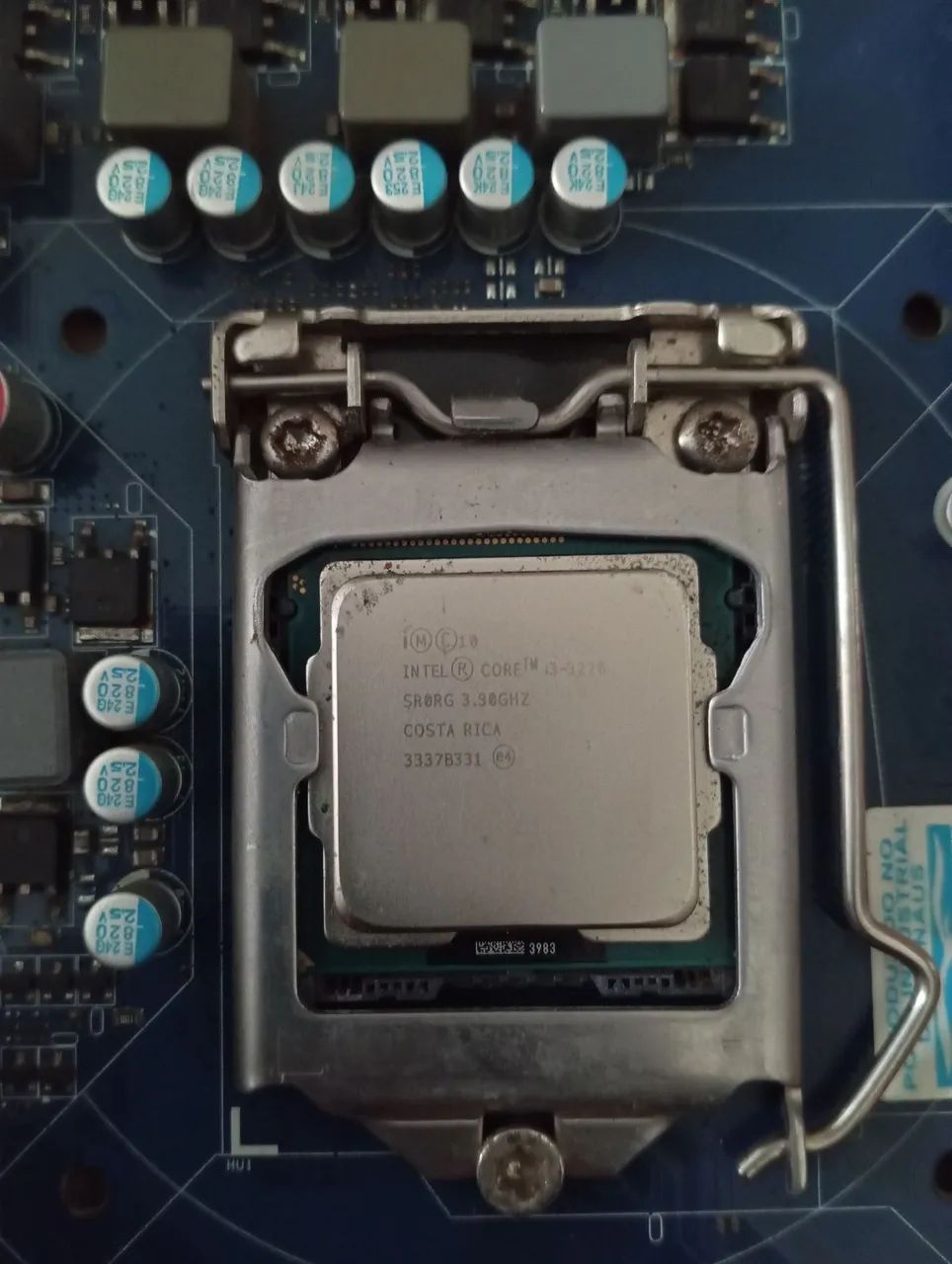 Kit i3 placa mãe defeito liga e não dá vídeo  - Foto 2