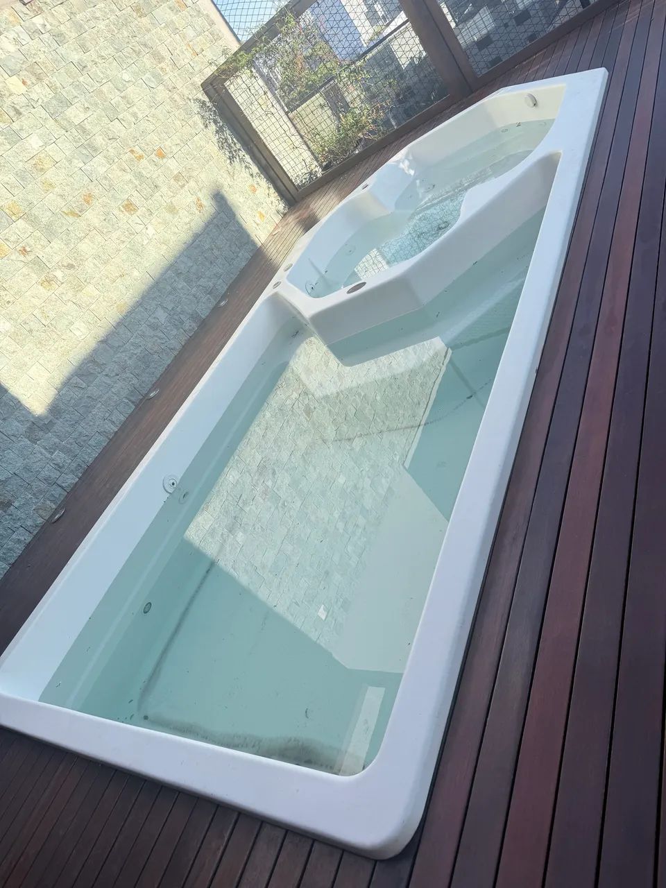 Piscina com hidromassagem  - Foto 5