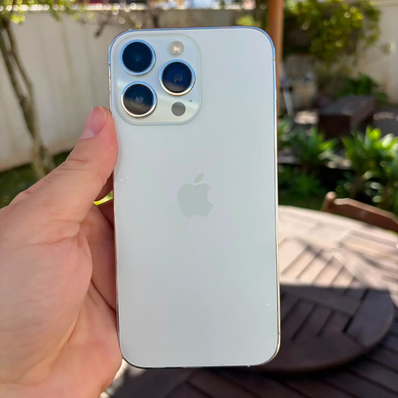 iPhone 14 Pro Max - 128GB Branco - Sem detalhes