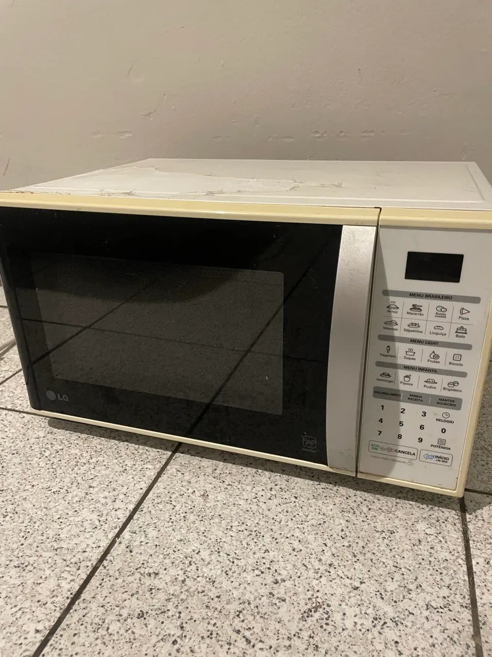 Tv smart e microondas para retirar peças  - Foto 4