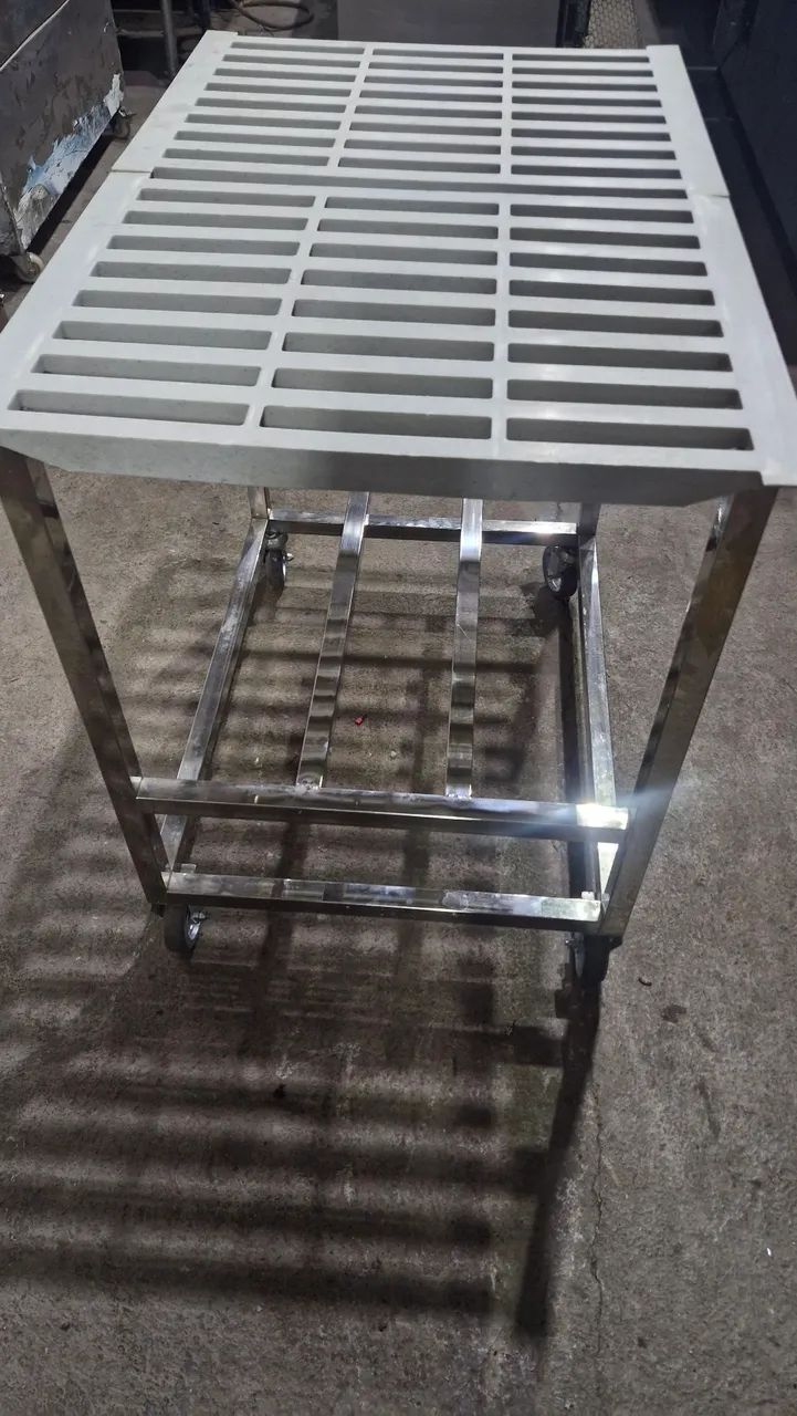 Carrinho inox puro  304  com rodinhas  - Foto 5