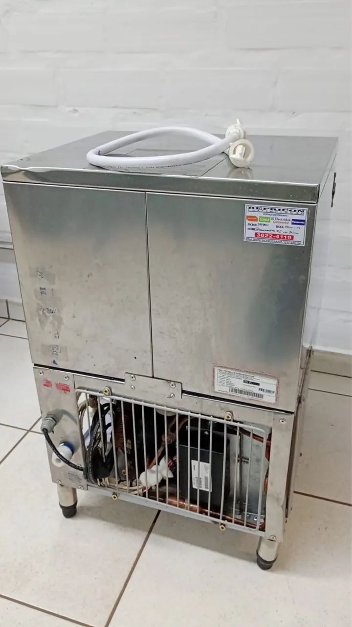 MÁQUINA DE GELO EM CUBOS - SEMI NOVA - Foto 3